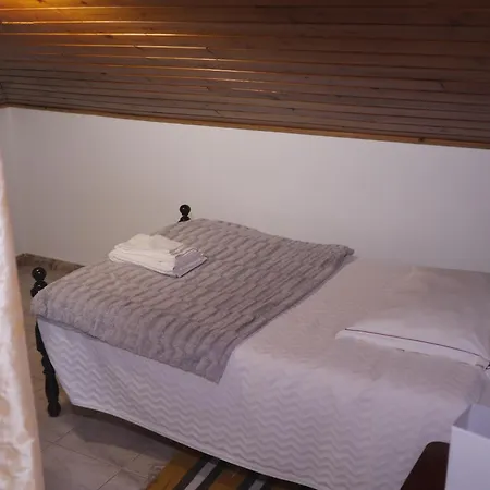 Sea & Mountain View Lombo De Cima House Bbq & Wifi アパート