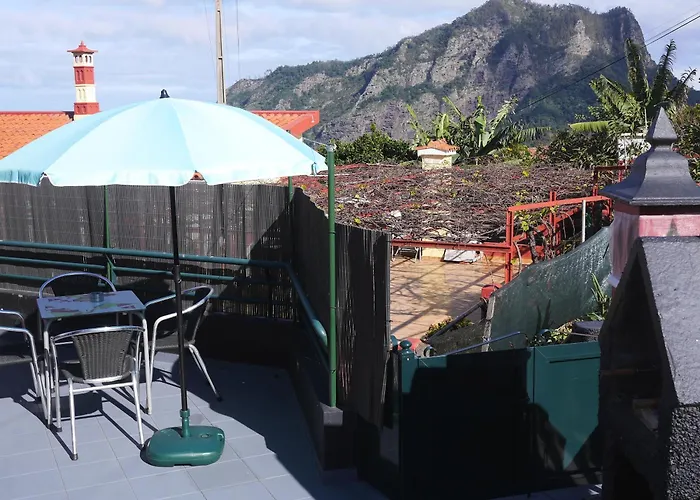 Sea & Mountain View Lombo De Cima House Bbq & Wifi * Santana (Madeira)