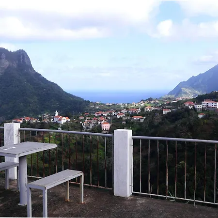 Sea & Mountain View Lombo De Cima House Bbq & Wifi דירה *