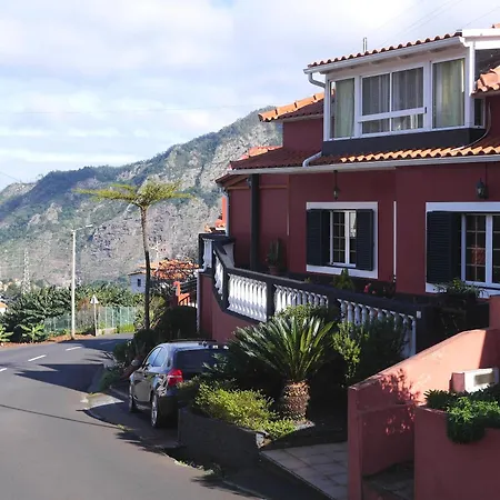 Sea & Mountain View Lombo De Cima House Bbq & Wifi 公寓