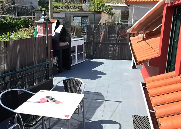 Sea & Mountain View Lombo De Cima House Bbq & Wifi شقة سانتانا